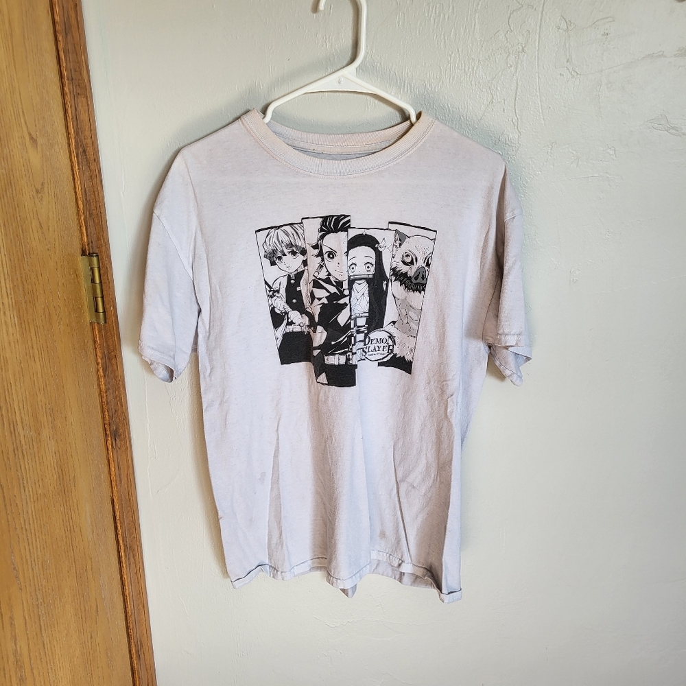 HT white demon slayer shirt